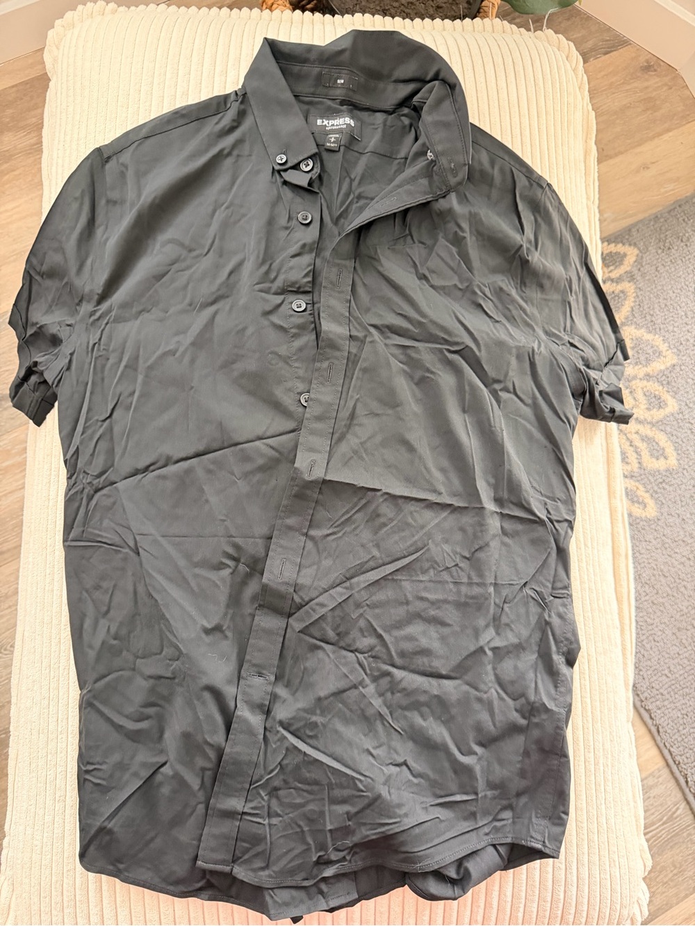 Express Men's Black Short-Sleeve Button-Down Shirt